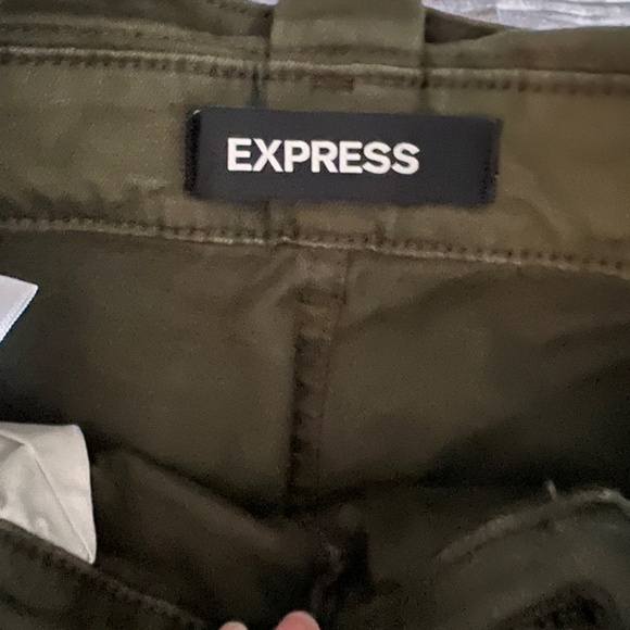 Paper bag shorts - Picture 3 of 4